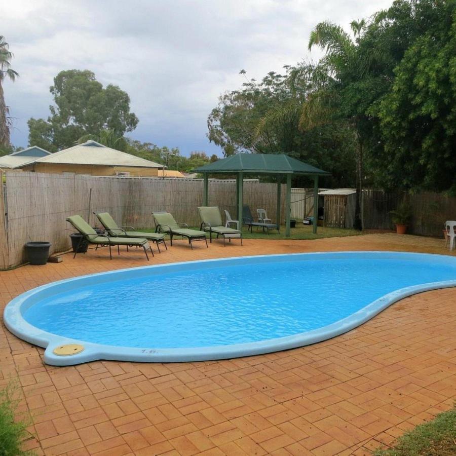 Kalbarri Inn エクステリア 写真