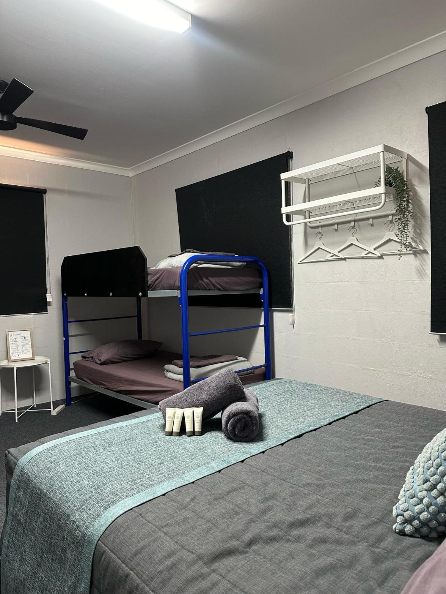 Kalbarri Inn エクステリア 写真